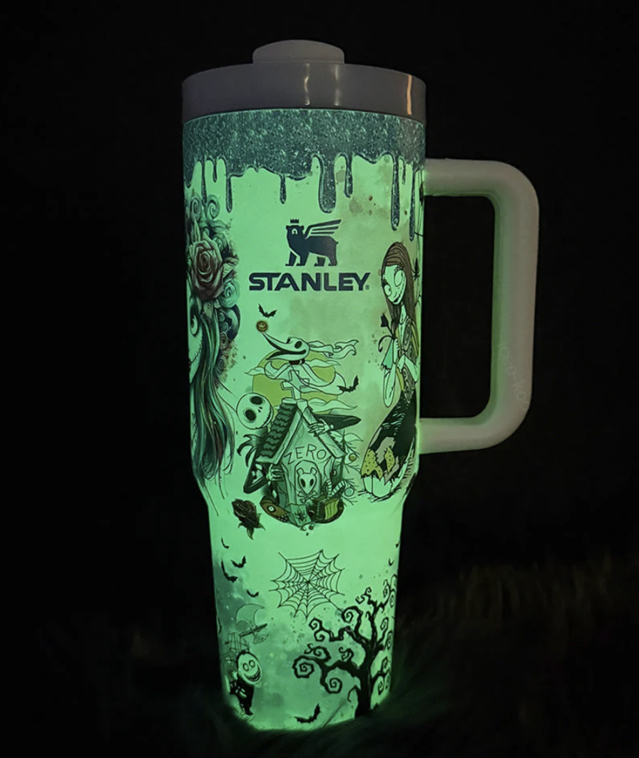 Vaso de 40 oz de Sally x Jack Skellington
