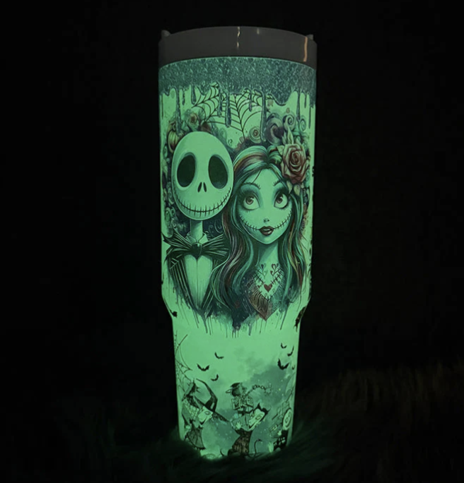 Vaso de 40 oz de Sally x Jack Skellington