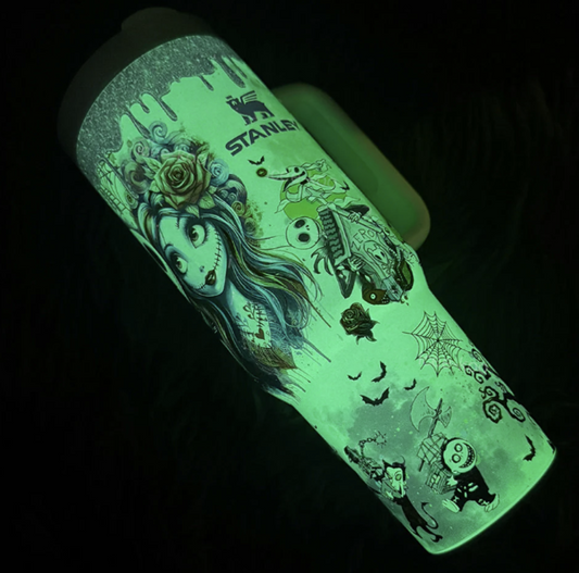Vaso de 40 oz de Sally x Jack Skellington